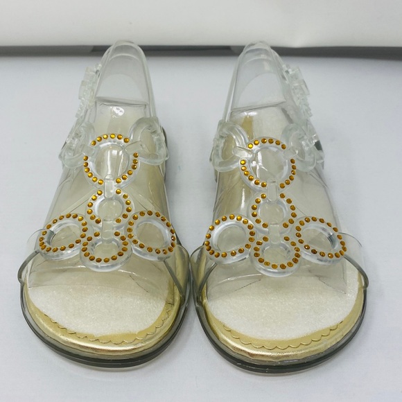 Stuart Weitzman Other - STUART WEITZMAN**Rubber Embellished Sandals US 1